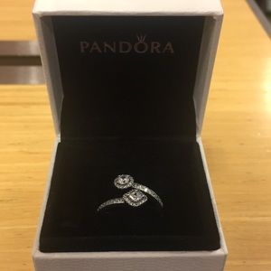 ✨NEVER WORN BRAND NEW✨Pandora Wrap Ring